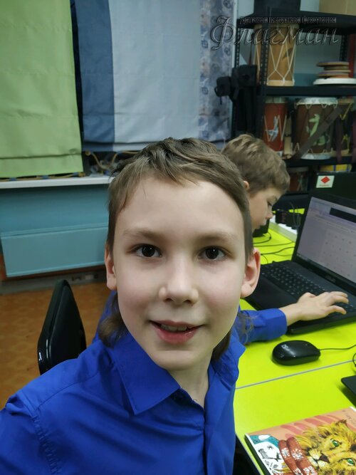 74684192.ID Photo.115024